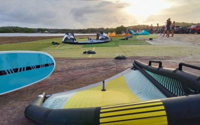 picture get together kiteboarding Curacao